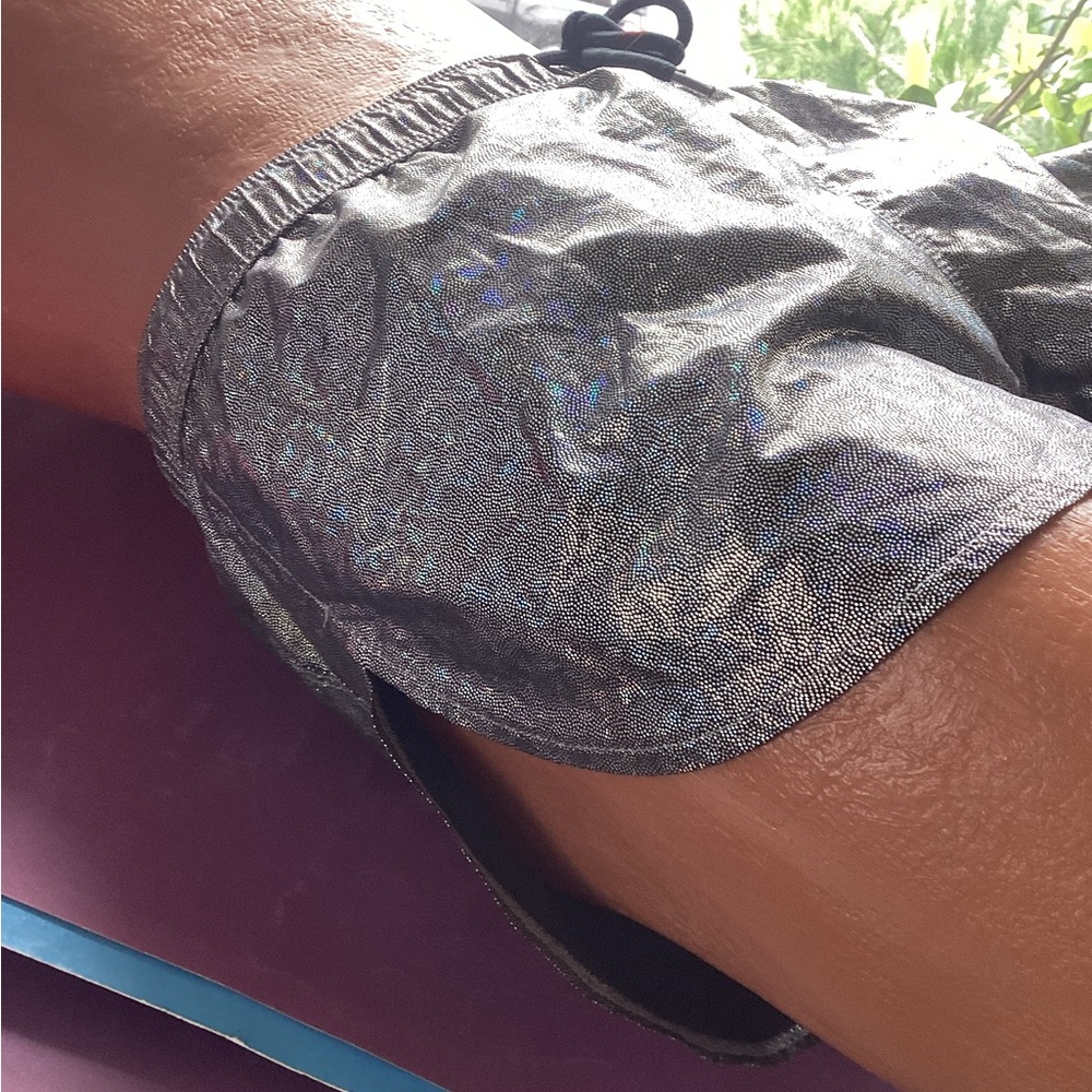 ASOS metallic shorts - Picture 3 of 10